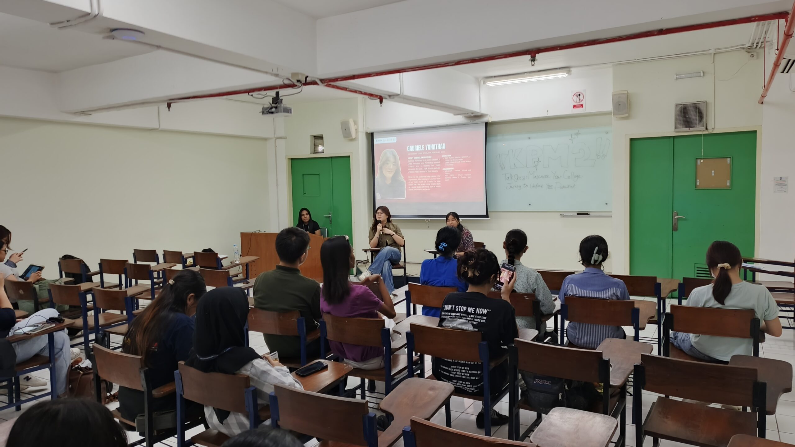 0-3840x2160-0-0-{}-0-12#